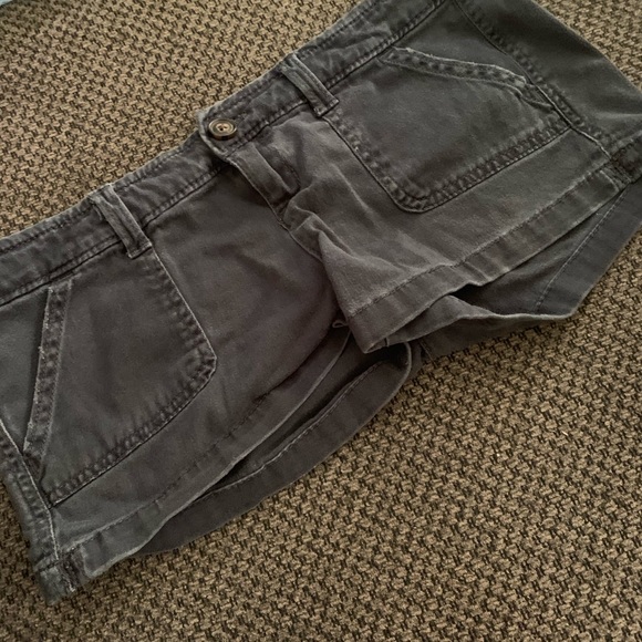 Black shorts - Picture 1 of 2